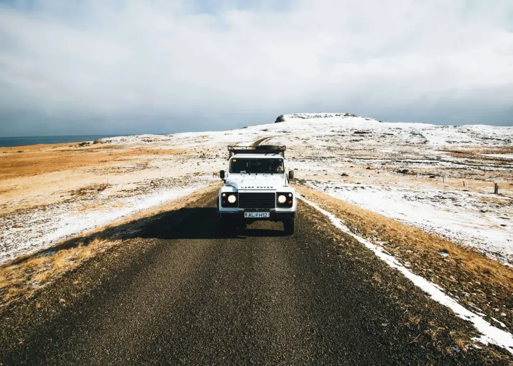 Land Rover in snow