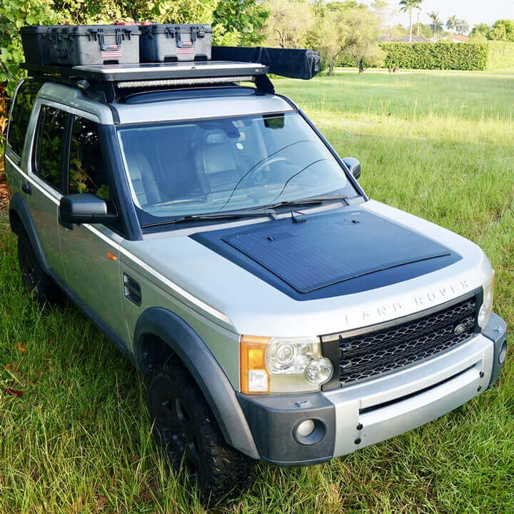 Lensun 110W solar panel fitted to a Discovery 4 bonnet